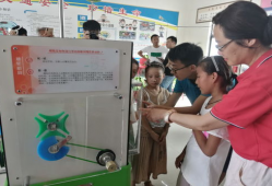 国产一级毛卡片不收费,畅享视觉盛宴