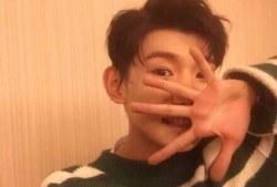 国产夫妻露脸自拍,国产夫妻的自拍风采